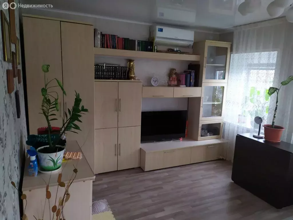 Дом в Старощербиновская, улица Максима Горького (62 м) - Фото 0