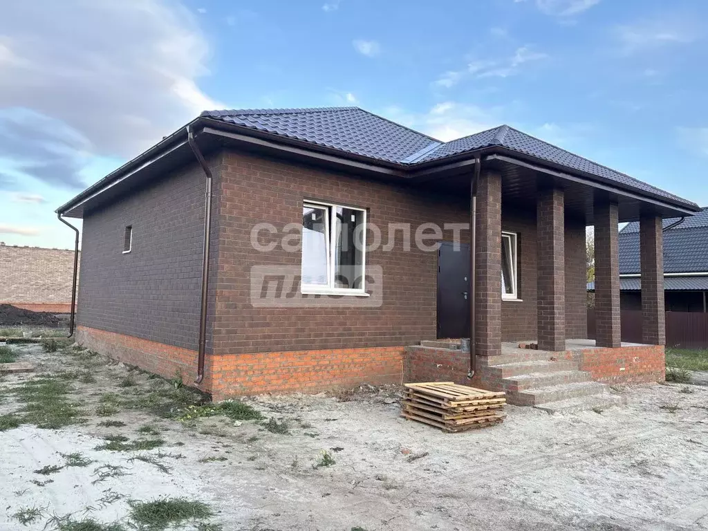 Дом в Курская область, Курский район, Щетинский сельсовет, пос. ... - Фото 2