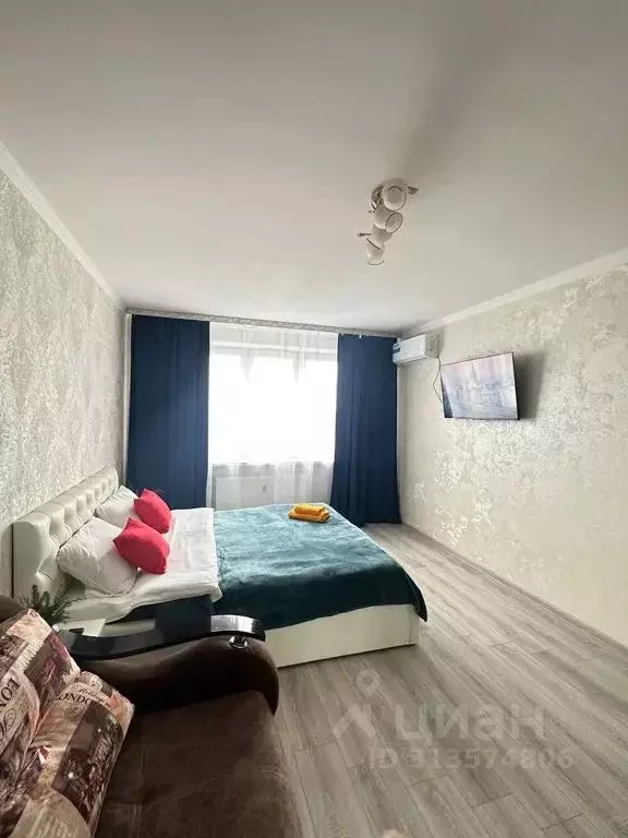 1-к кв. Краснодарский край, Крымск Надежда мкр, ул. Надежды, 7А (38.0 ... - Фото 1