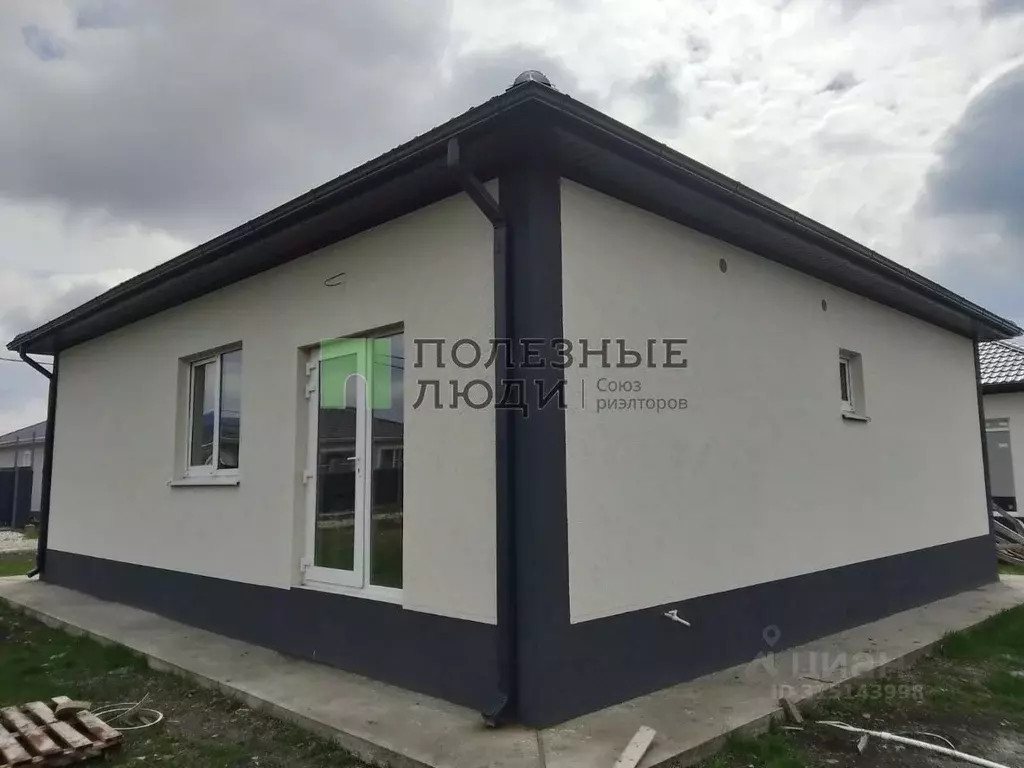 Дом в Краснодарский край, Новороссийск городской округ, Семигорский ... - Фото 0