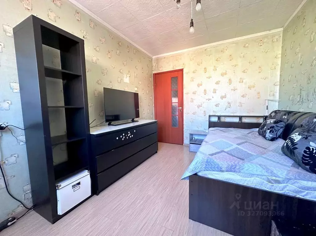 3-к кв. Санкт-Петербург ул. Маршала Казакова, 10К1 (64.3 м) - Фото 1