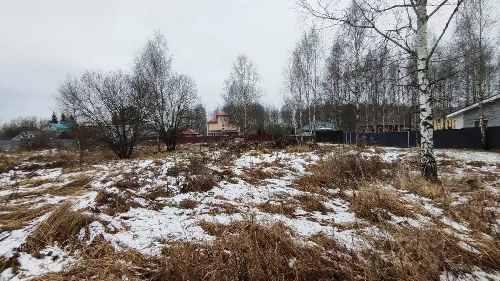 Участок в Московская область, Раменский муниципальный округ, д. Минино ... - Фото 1