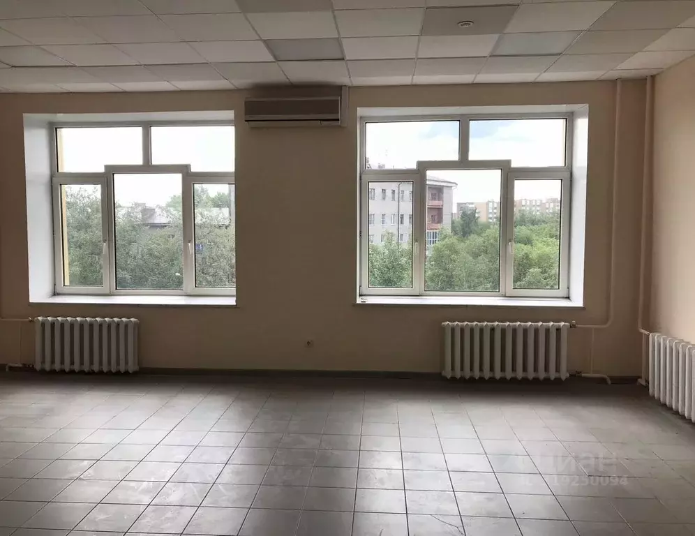 Офис в Тюменская область, Тюмень ул. Республики, 211 (330 м) - Фото 1