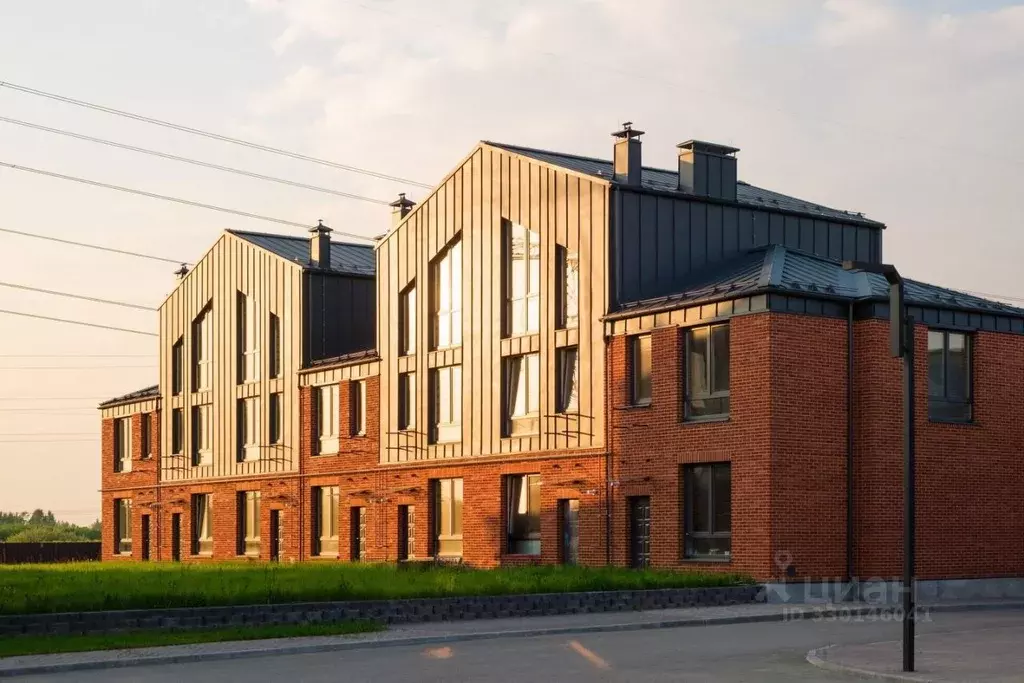 Дом в Санкт-Петербург пос. Стрельна, Красносельское ш., 101к9 (138 м) - Фото 1
