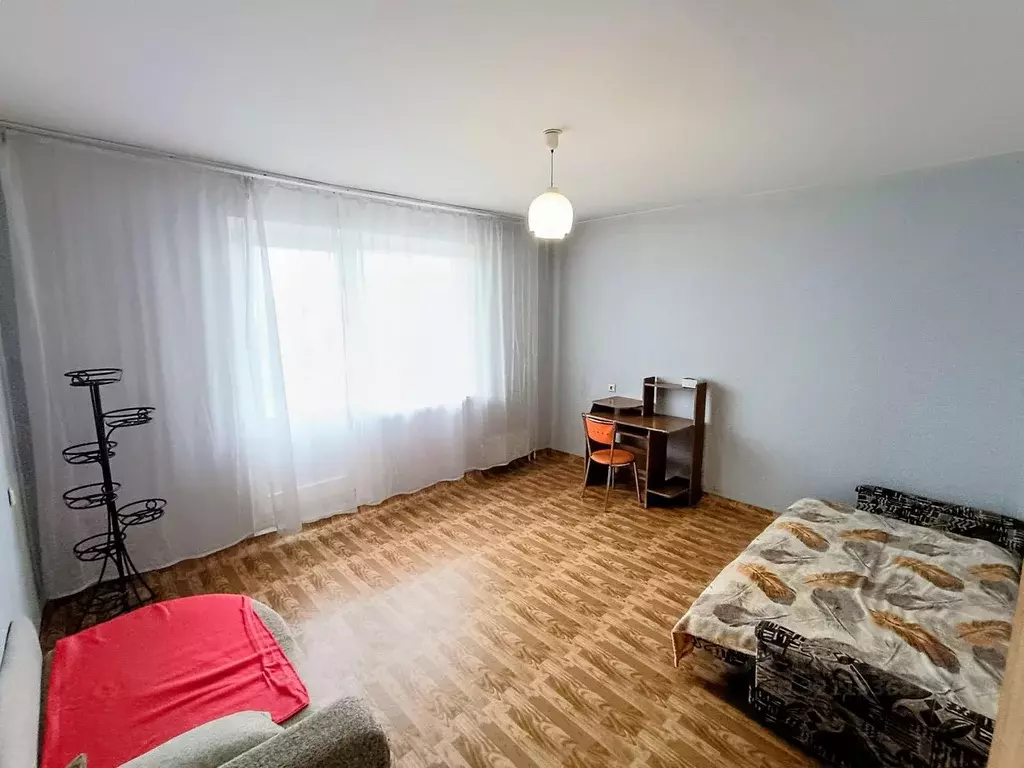 1-к кв. Красноярский край, Красноярск Ботанический бул., 11 (42.0 м) - Фото 1