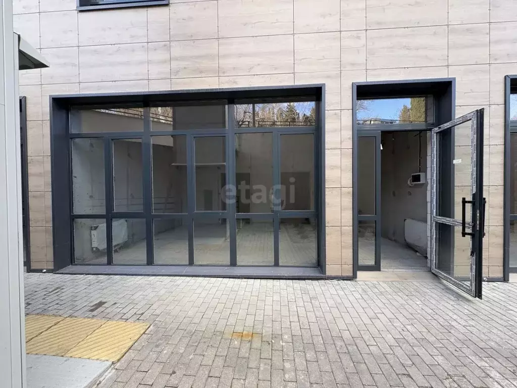 Торговая площадь в Крым, Ялта проезд Бакунинский, 13 (31 м) - Фото 1