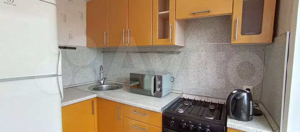 1-к. квартира, 31 м, 4/4 эт. - Фото 0