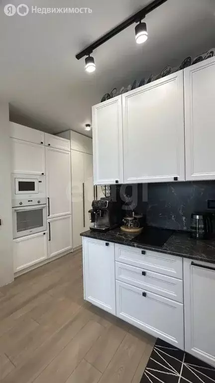 1-комнатная квартира: Тюмень, улица Мельникайте, 2к18 (38.2 м) - Фото 2