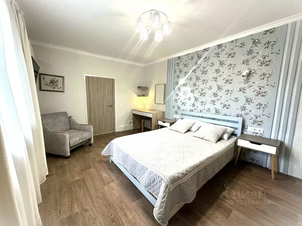 Дом в Краснодарский край, Геленджик Средняя ул., 8 (70 м) - Фото 1