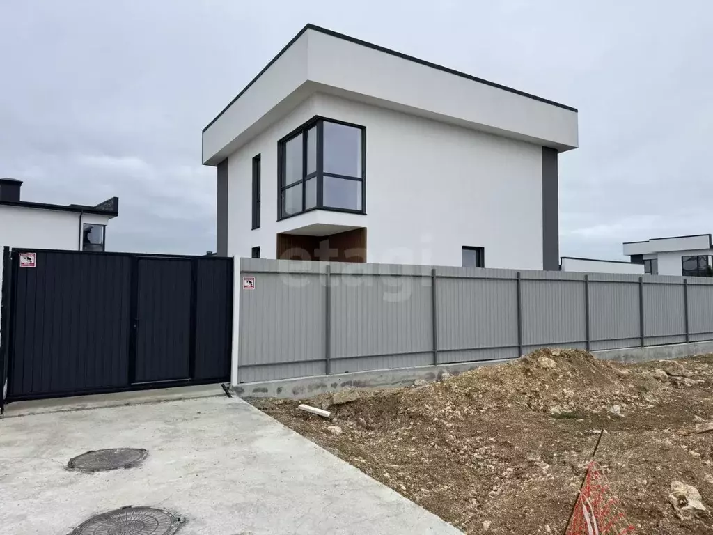 Дом в Севастополь с. Родниковское, ул. Куликова, 5А (130 м) - Фото 1