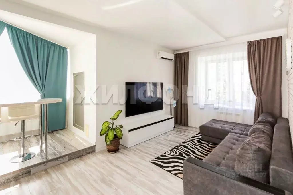 3-к кв. Алтайский край, Барнаул ул. Папанинцев, 134 (127.4 м) - Фото 1