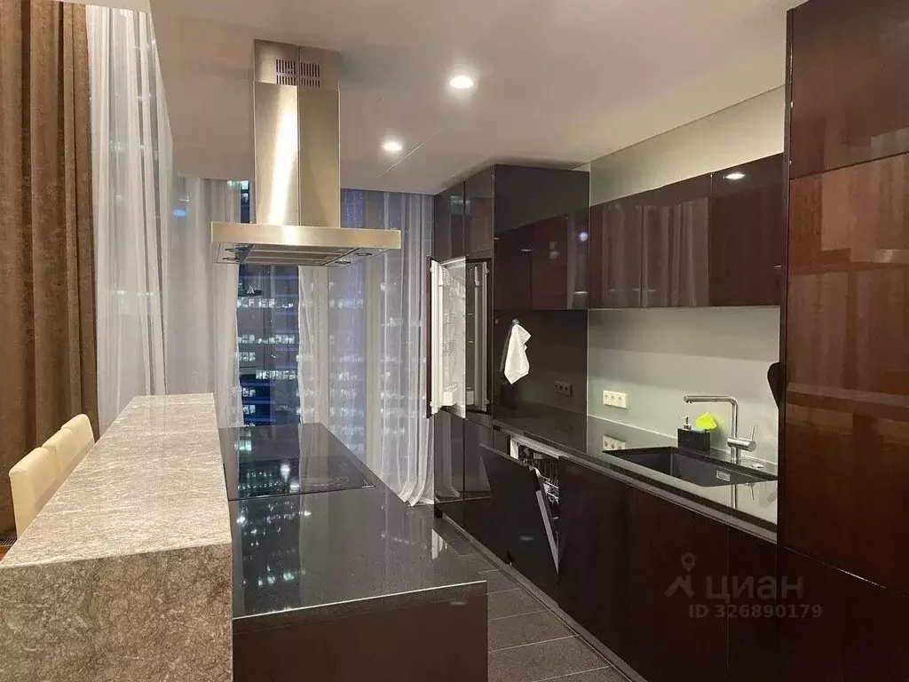 2-к кв. Москва 1-й Красногвардейский проезд, 21с2 (90.0 м) - Фото 0