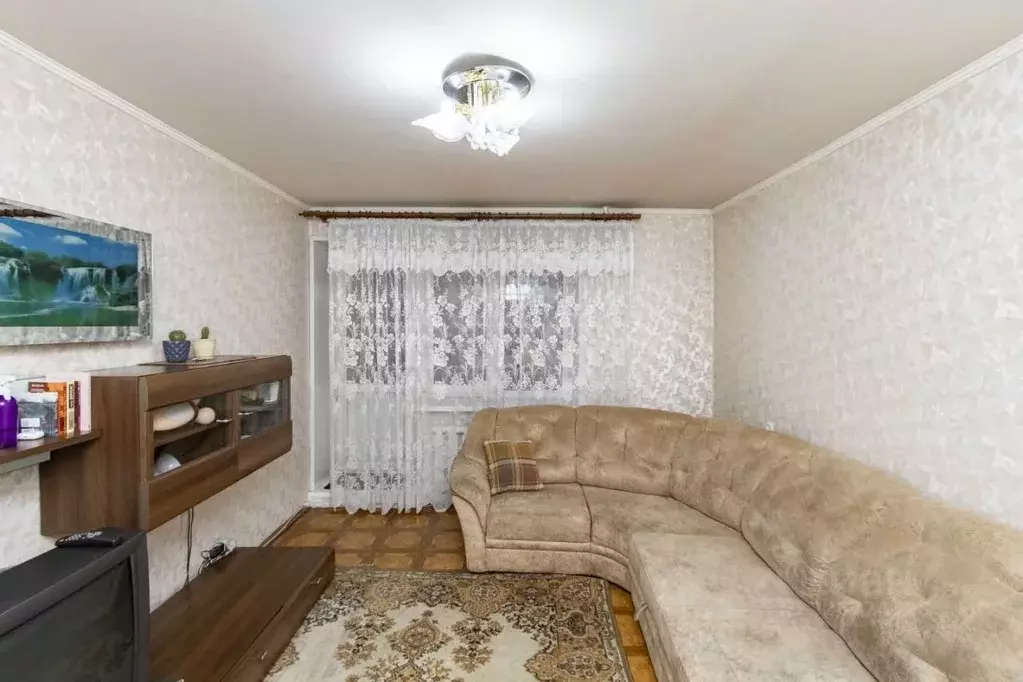 3-к кв. Тюменская область, Тюмень Минская ул., 7 (63.8 м) - Фото 1