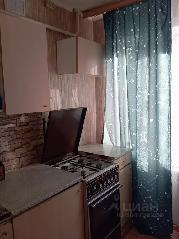 1-к кв. Омская область, Омск ул. 1-я Железнодорожная, 40 (30.0 м) - Фото 0