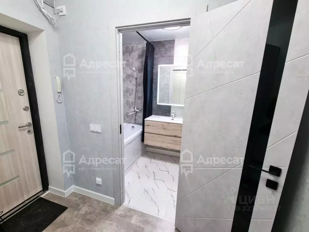 Студия Волгоградская область, Волгоград ул. Куйбышева, 47 (35.3 м) - Фото 1