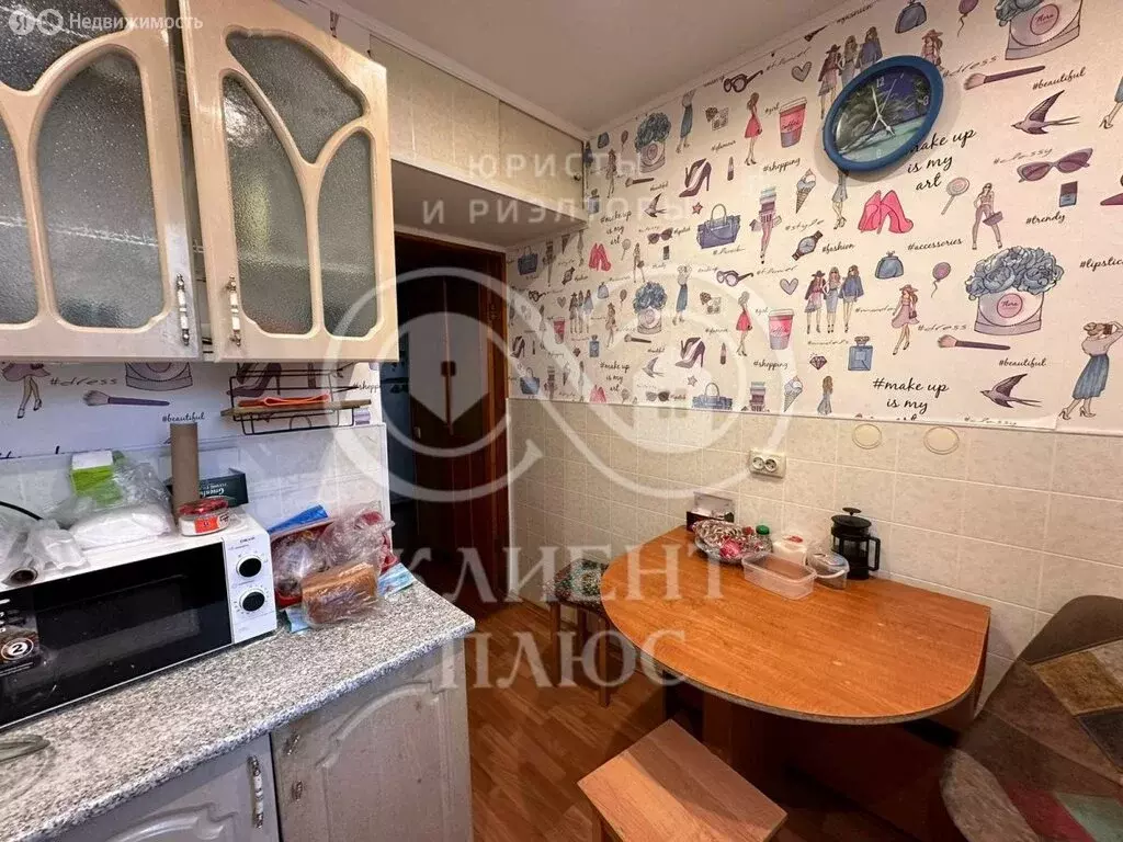 3-комнатная квартира: Корсаков, Корсаковская улица, 29 (57 м) - Фото 0