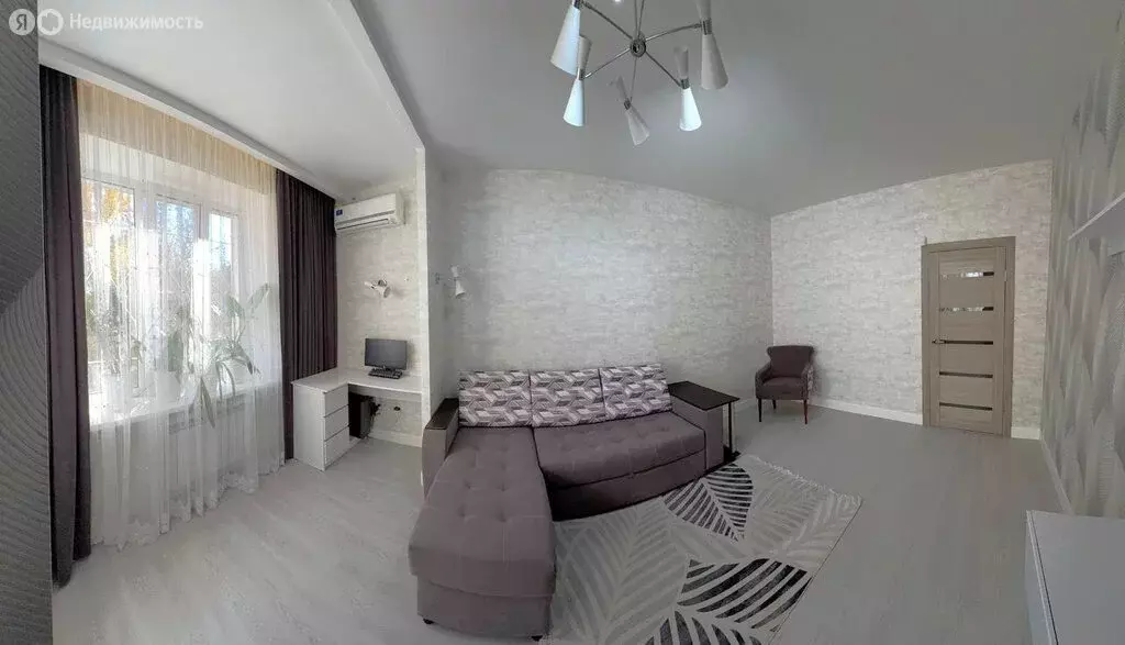 3-комнатная квартира: Волгоград, улица Хользунова, 19 (72.6 м) - Фото 2