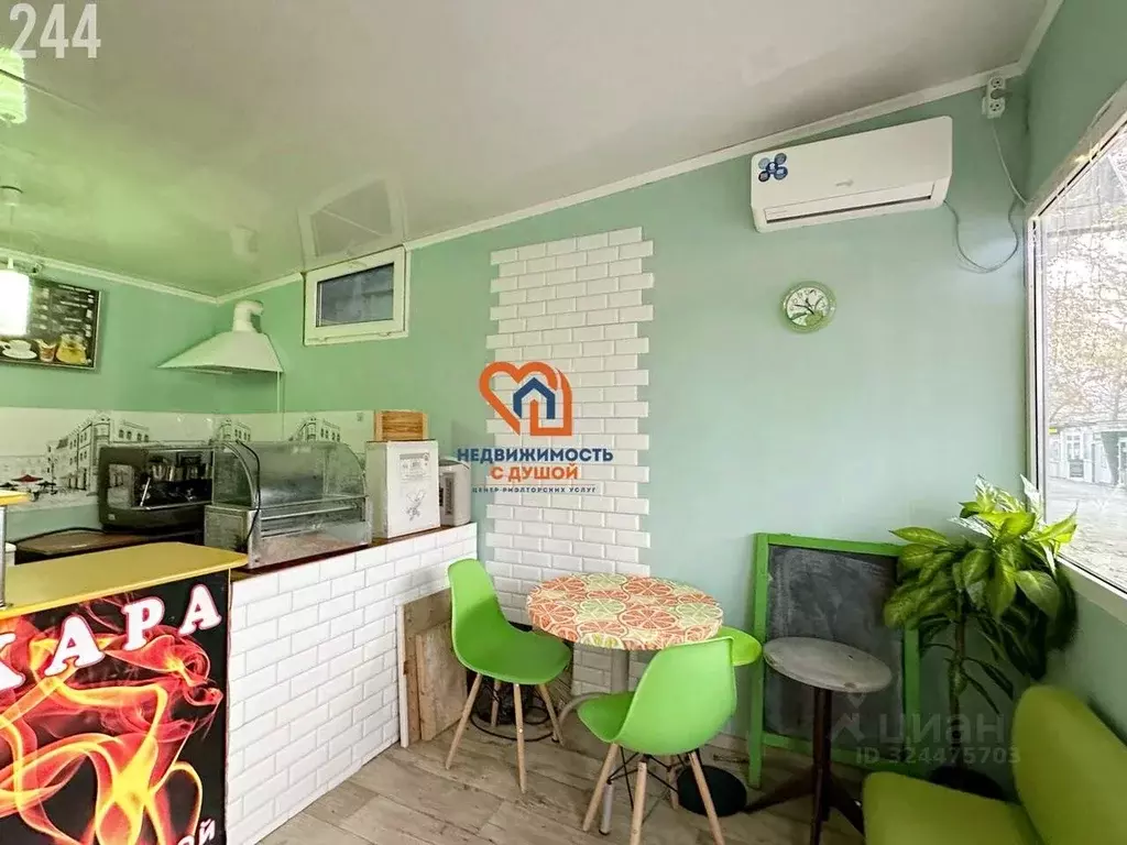 Помещение свободного назначения в Севастополь ул. Соловьева, 10 (15 м) - Фото 2