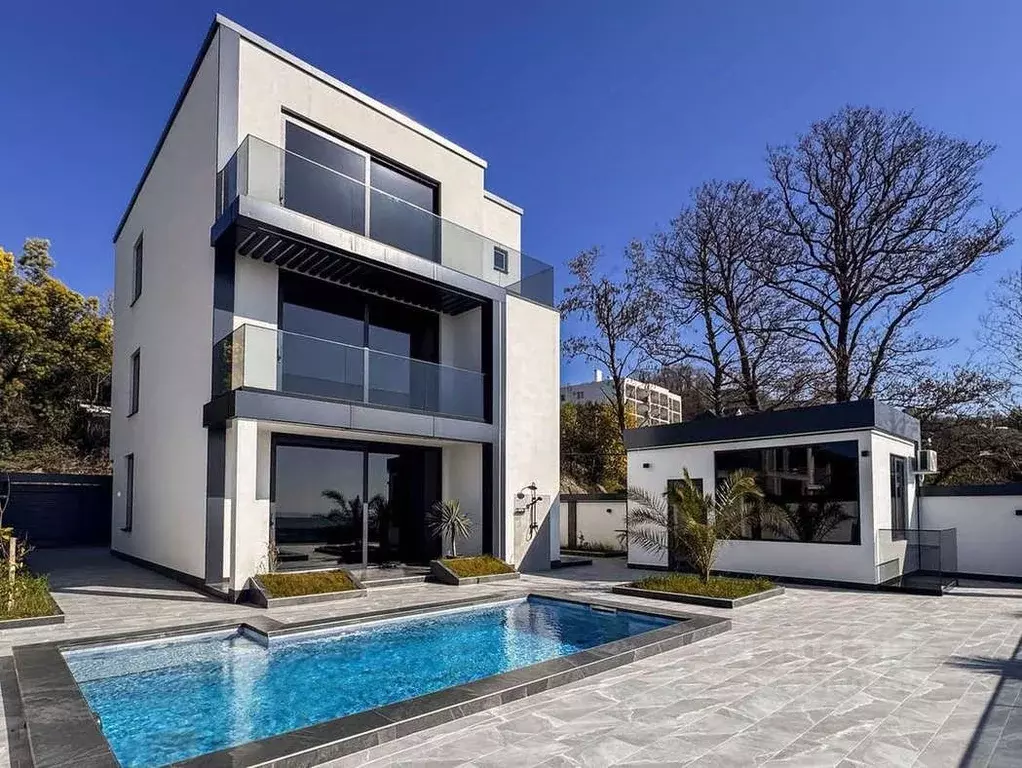 Дом в Краснодарский край, Сочи ул. Ворошиловградская, 236 (275 м) - Фото 1