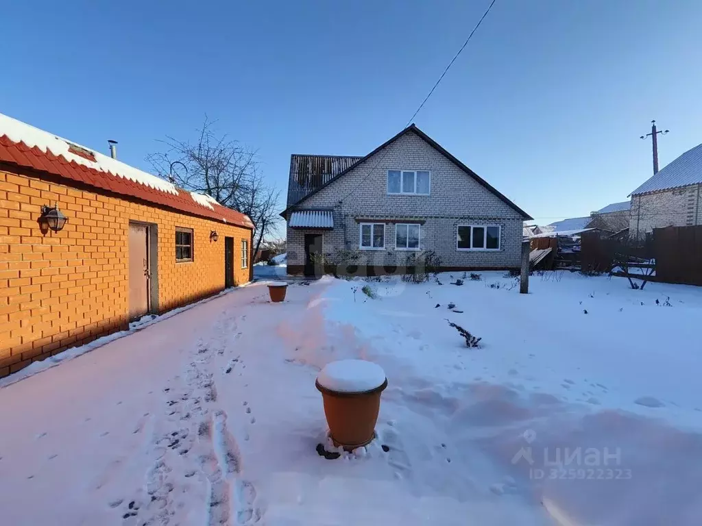 Дом в Белгородская область, Белгородский район, Поселок Октябрьский ... - Фото 1