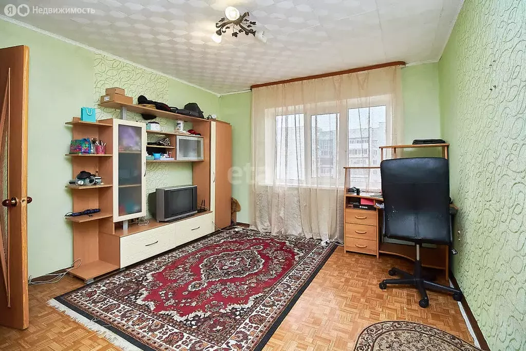 1-комнатная квартира: Тюмень, улица Коммунаров, 37 (29.5 м) - Фото 1