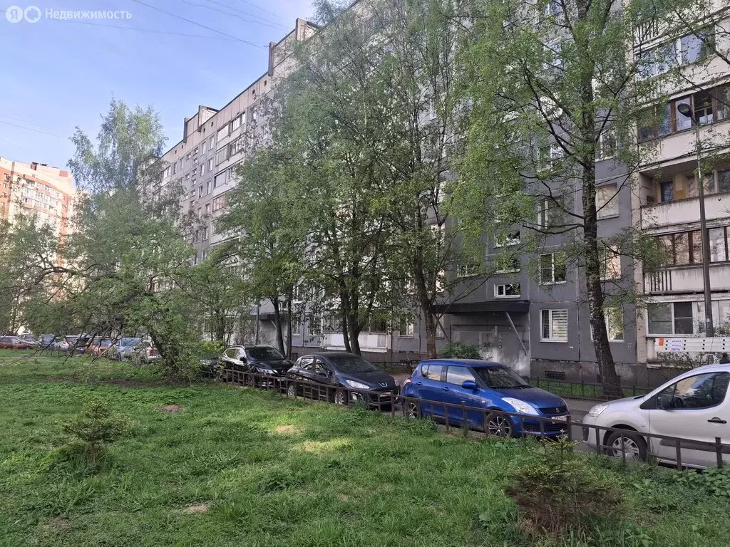 3-комнатная квартира: Санкт-Петербург, улица Есенина, 28к1 (60 м) - Фото 1