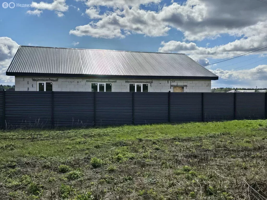 Дом в сельское поселение Кривское, деревня Вашутино (200 м) - Фото 0
