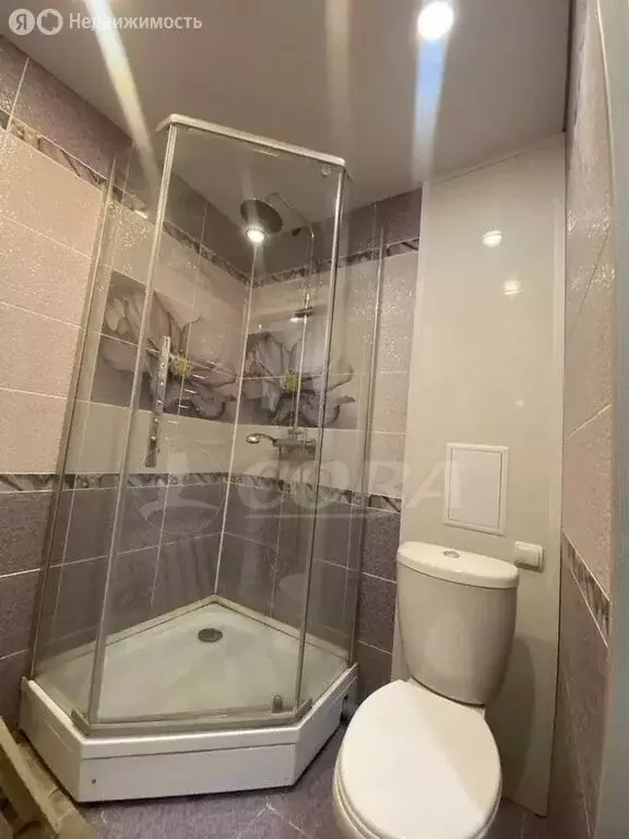 2-комнатная квартира: Тобольск, улица Семёна Ремезова, 17 (42.8 м) - Фото 1