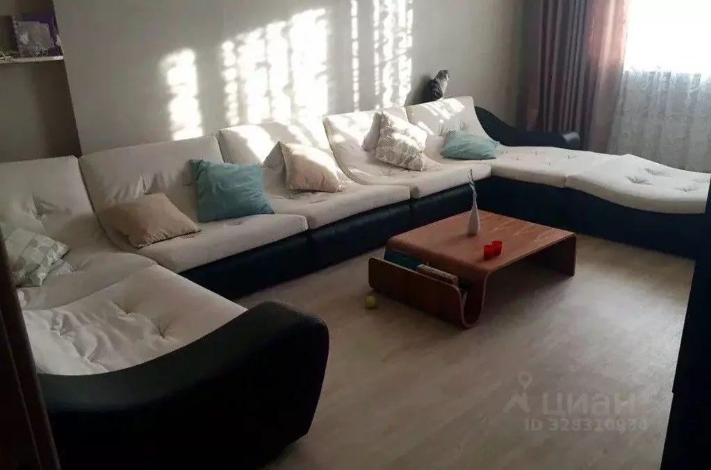 2-к кв. Волгоградская область, Волгоград Новороссийская ул., 8 (88.0 ... - Фото 2