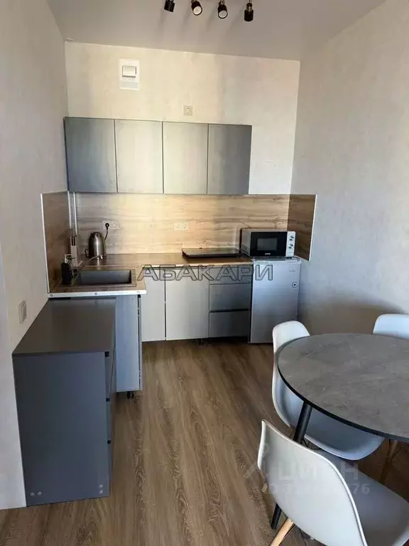2-к кв. Красноярский край, Красноярск Караульная ул., 43/5 (35.0 м) - Фото 0