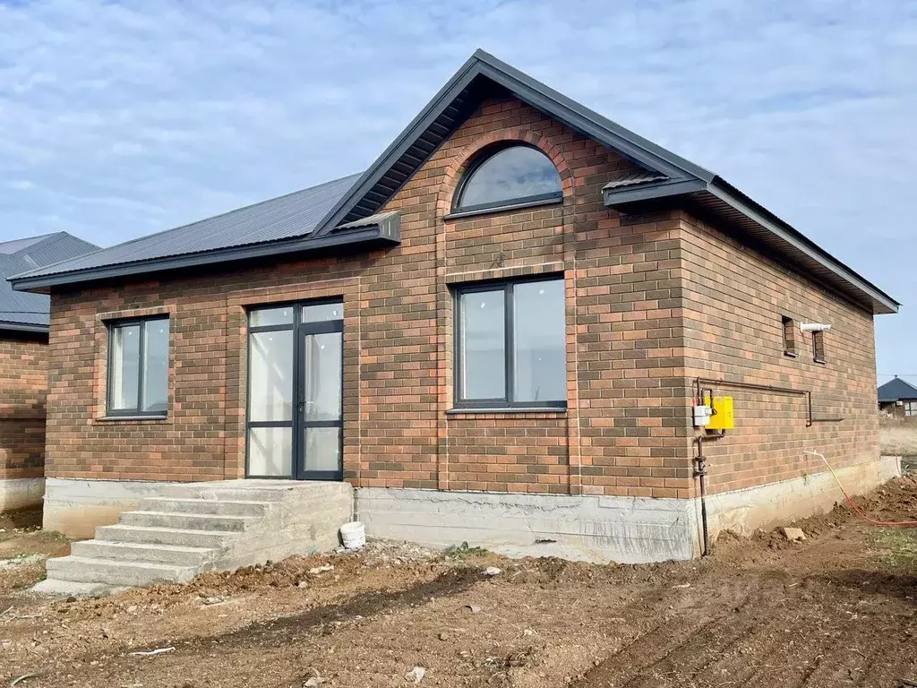 Дом в Оренбургская область, Оренбургский район, Ивановский сельсовет, ... - Фото 1