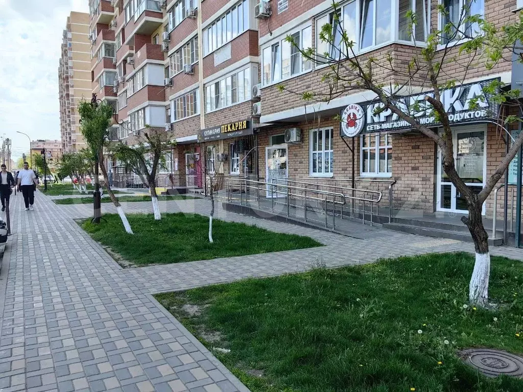 Торговая площадь в Краснодарский край, Краснодар Имени Петра ... - Фото 1