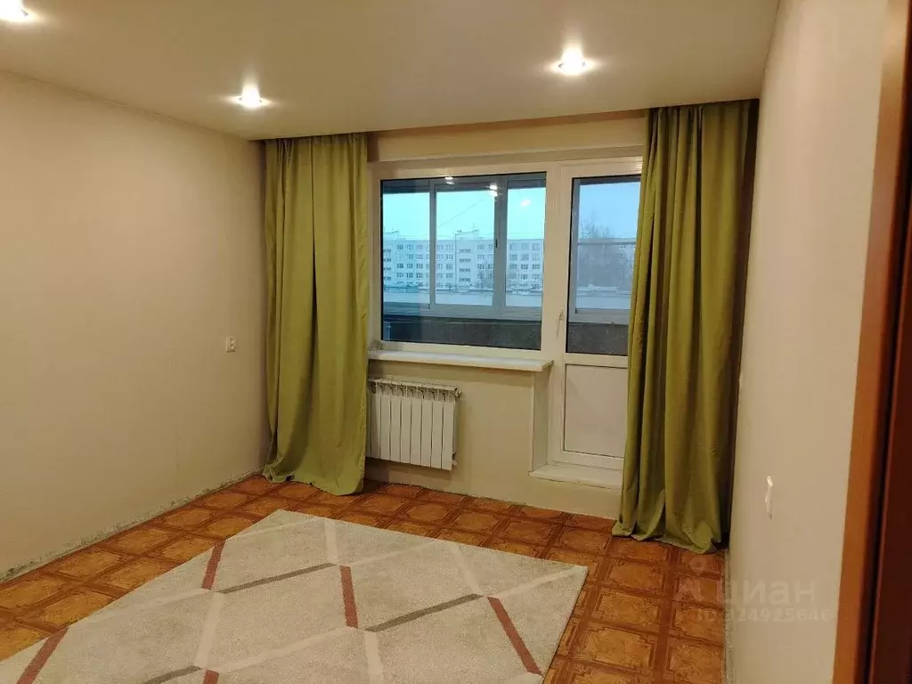 4-к кв. Ленинградская область, Тихвин 5-й мкр, 23А (72.8 м) - Фото 1