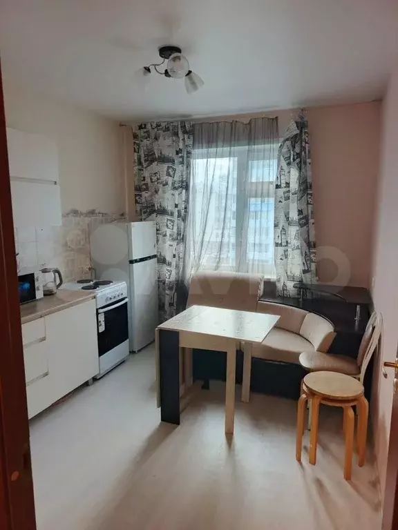 1-к. квартира, 37 м, 5/10 эт. - Фото 0