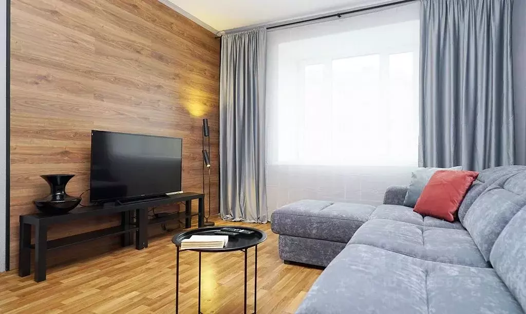 2-к кв. Татарстан, Казань ул. Сибгата Хакима, 37 (67.0 м) - Фото 0