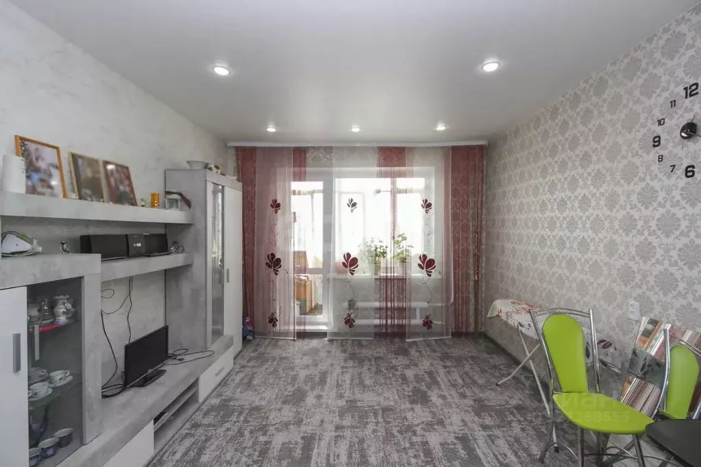 2-к кв. Омская область, Омск Заозерный мкр, просп. Менделеева, 43 ... - Фото 1