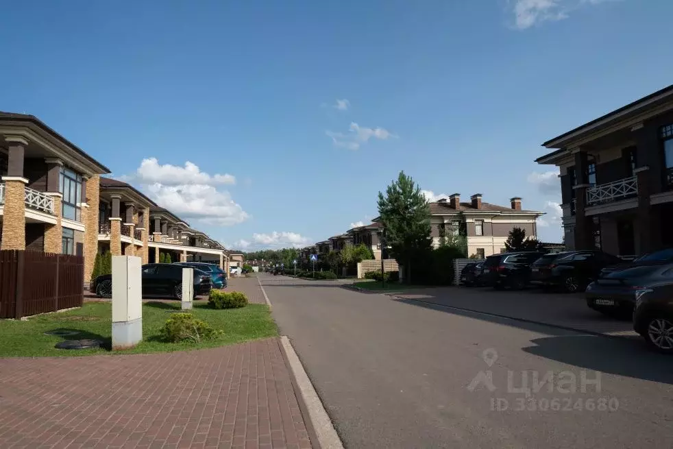 Таунхаус в Московская область, Красногорск городской округ, д. ... - Фото 2