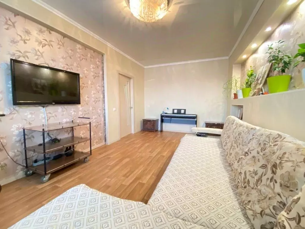 2-к кв. Саха (Якутия), Якутск ул. Кеши Алексеева, 13/4 (51.4 м) - Фото 1