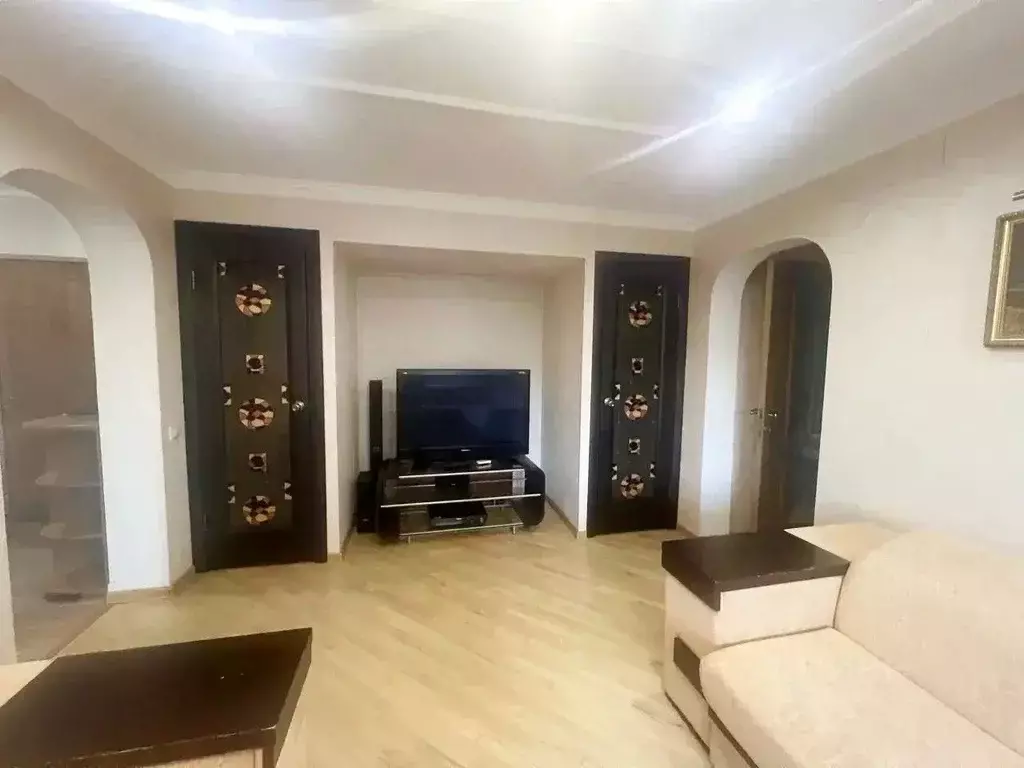 3-к кв. Краснодарский край, Краснодар Юбилейный мкр, наб. ... - Фото 1