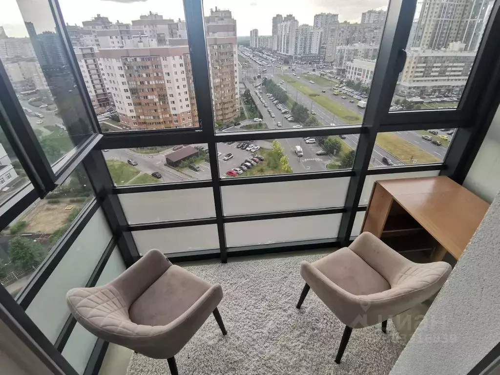 Студия Санкт-Петербург ул. Оптиков, 34К1 (30.0 м) - Фото 1