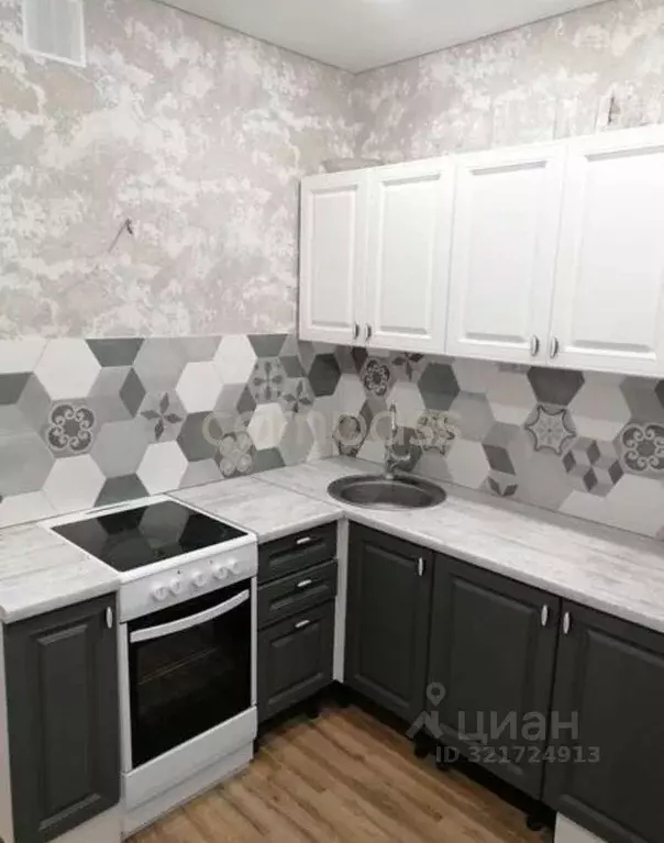 2-к кв. Тюменская область, Тюмень ул. Ветеранов Труда, 9А (63.0 м) - Фото 1