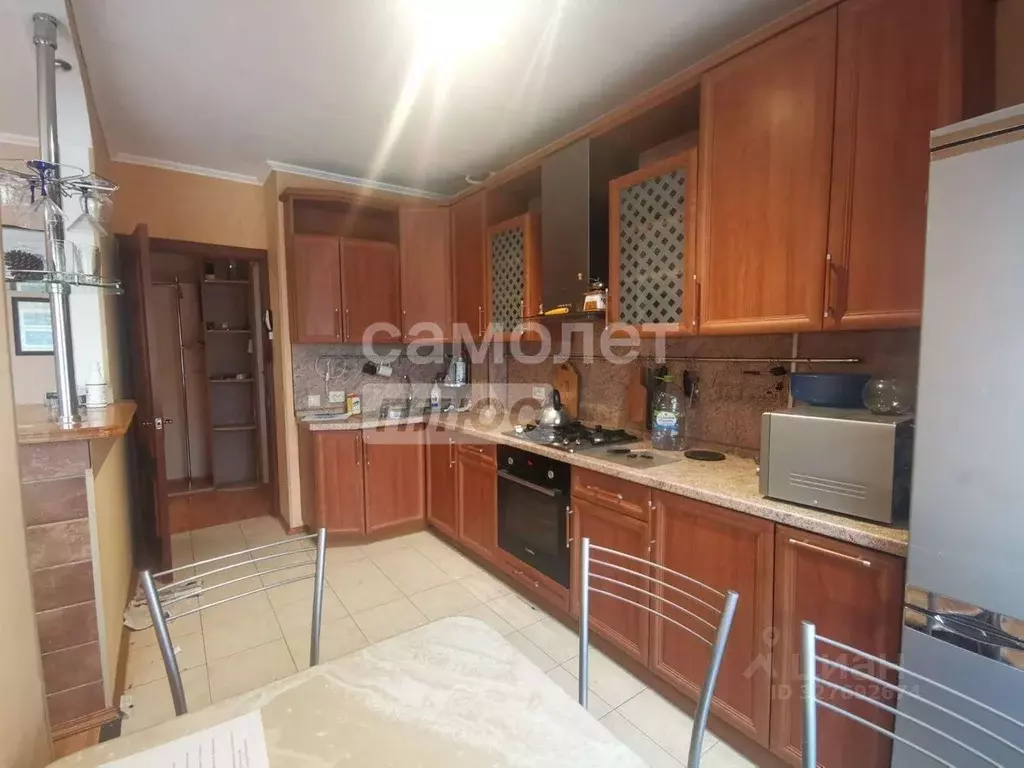 3-к кв. Московская область, Наро-Фоминск пер. Пионерский, 2 (67.0 м) - Фото 1