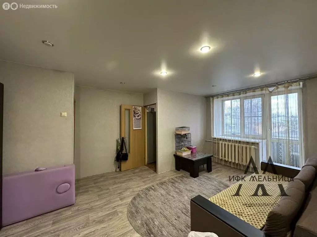 3-комнатная квартира: Полевской, Коммунистическая улица, 7 (53 м) - Фото 1