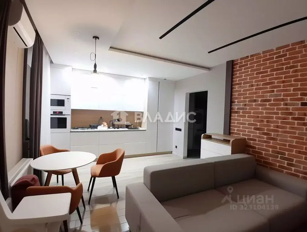 3-к кв. Калининградская область, Калининград Лужская ул., 23Б (90.1 м) - Фото 1