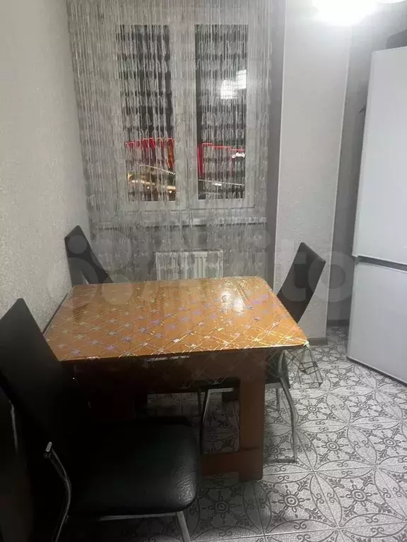 2-к. квартира, 55 м, 7/10 эт. - Фото 1