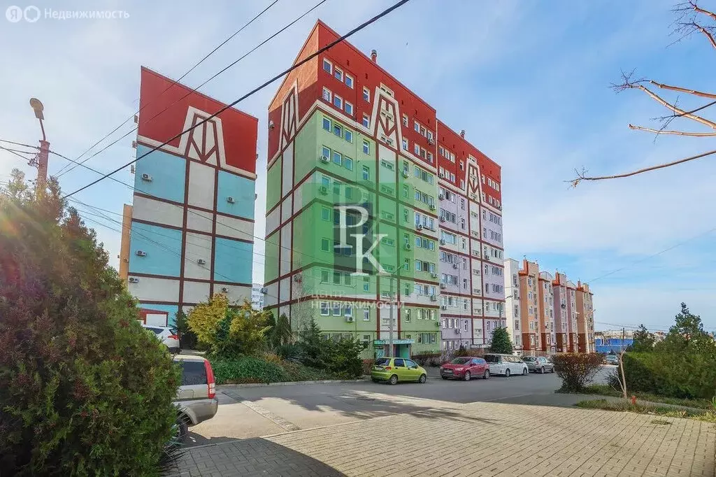 2-комнатная квартира: Севастополь, улица Комбрига Потапова, 22 (64 м) - Фото 2