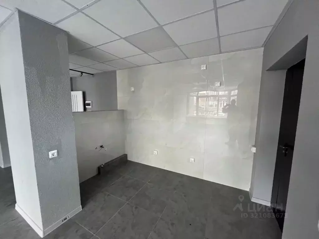 Офис в Краснодарский край, Анапа Рождественская ул., 55к2 (50 м) - Фото 2