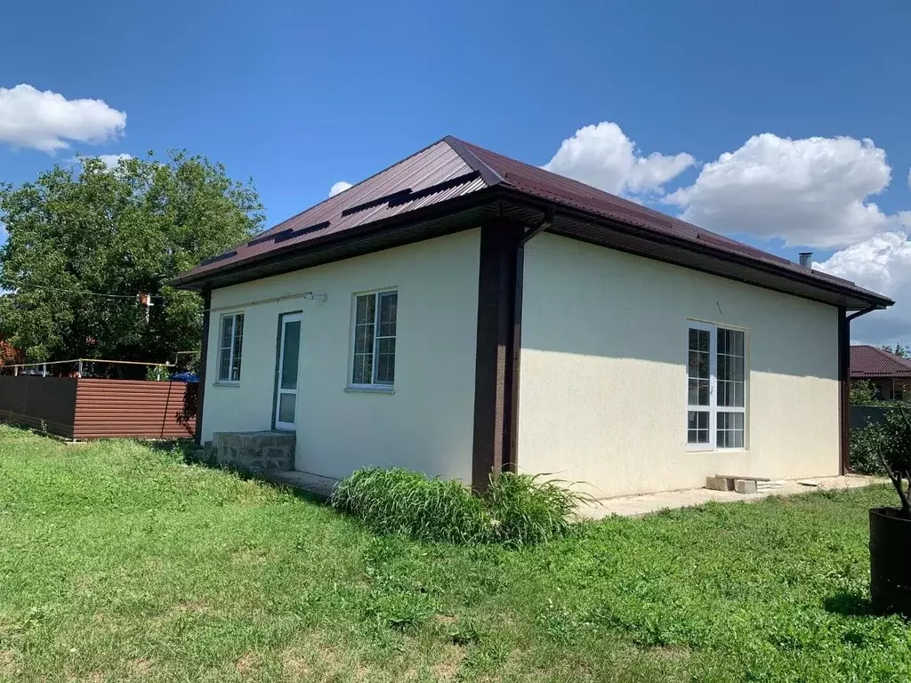 Дом в Краснодарский край, Новороссийск Комсомольская ул. (88 м) - Фото 0