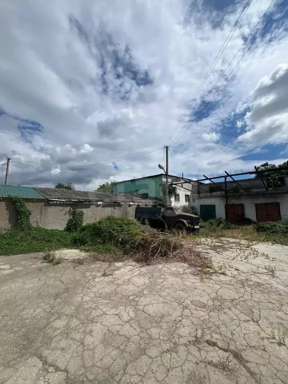 Помещение свободного назначения в Крым, Белогорск ул. Бекира ... - Фото 0