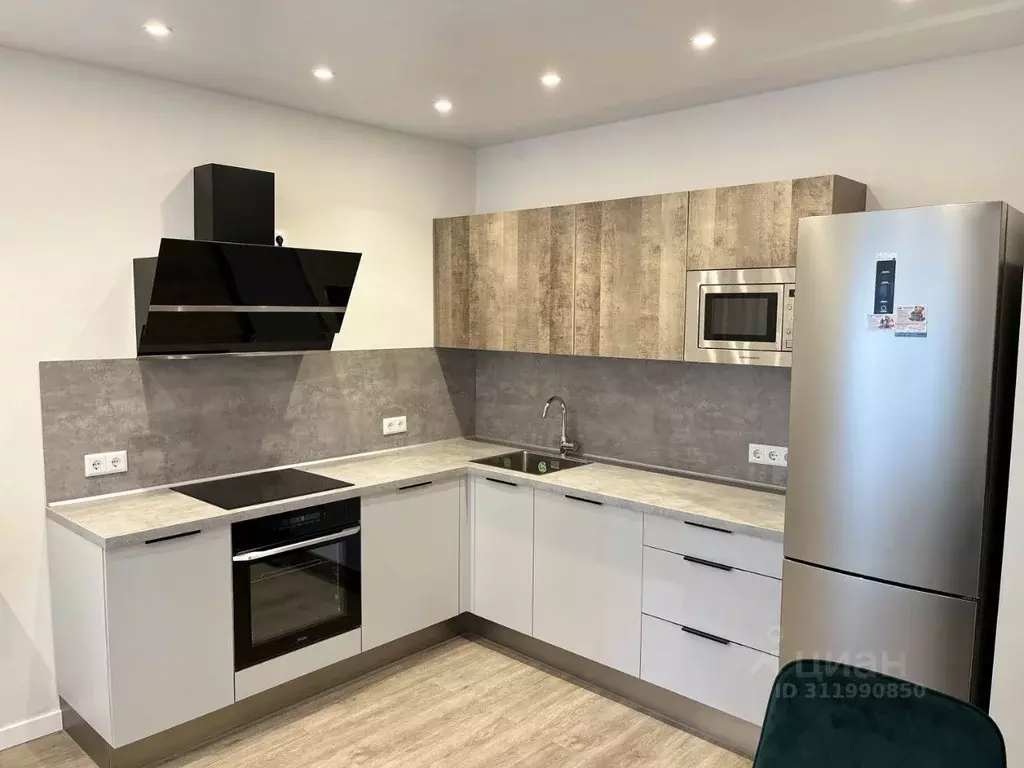 2-к кв. Московская область, Красногорск бул. Подмосковный, 8 (71.0 м) - Фото 1